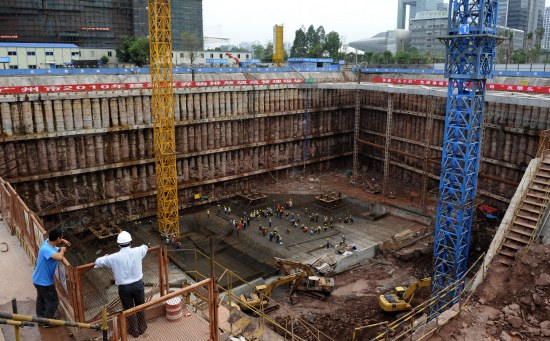 图文-广州东塔项目誓师迎亚运 施工工地现场